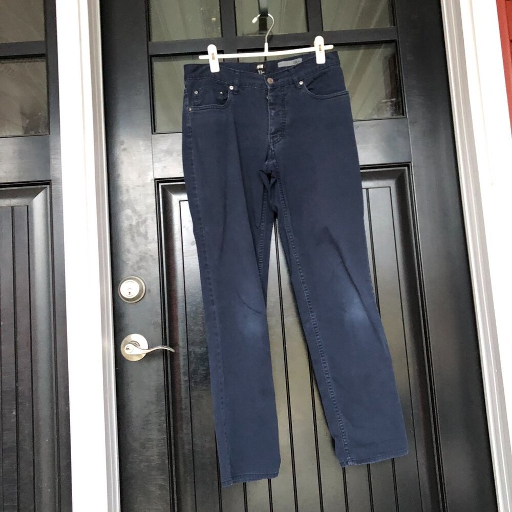 H&M Women's Navy Blue Slim Fit Denim Jeans, Size 31